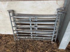 Quantity 4ft galvanised sheep hurdles