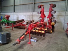 2013 Vaderstad Carrier 420 4.2m hydraulic folding cultivator with leading discs to levelling paddles