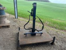 Oxdale hydraulic log splitter NB: Manual in Office