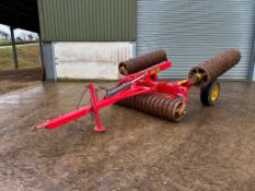 2000 Vaderstad Rollex 620 horizontal folding cambridge rolls with 18