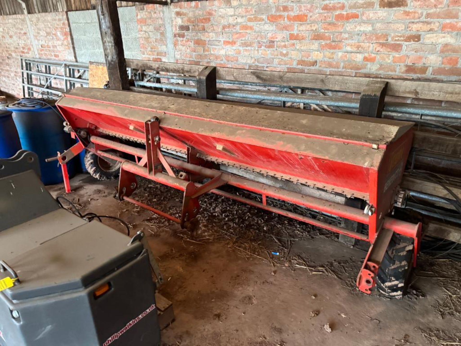 Tume Benedict 3m grass seed drill. Serial No: H07080 - Image 2 of 3