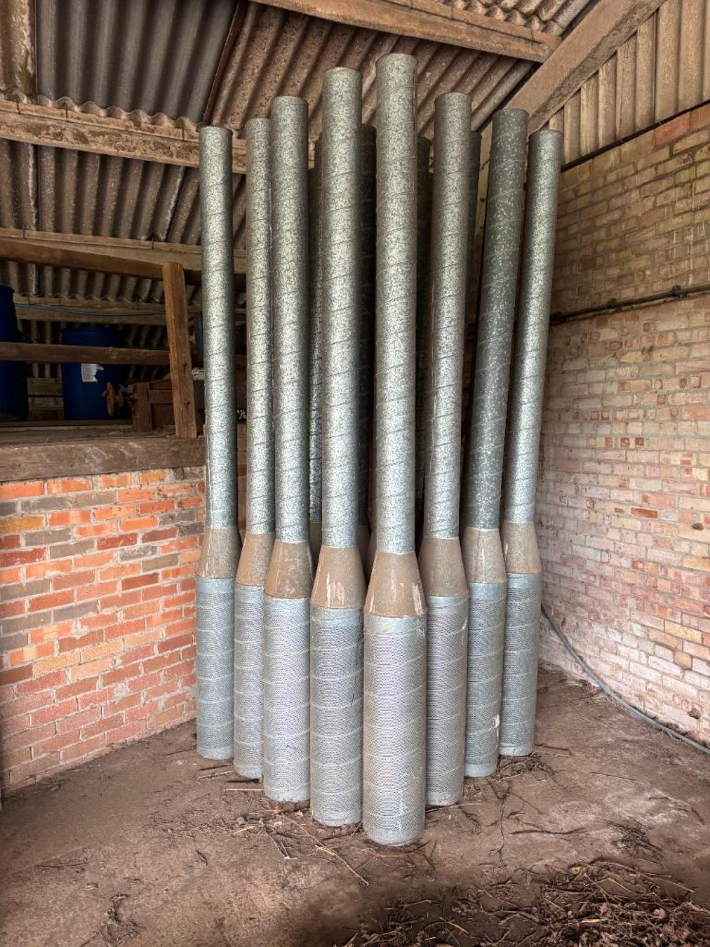 10No grain aeration pedestals - Image 3 of 3