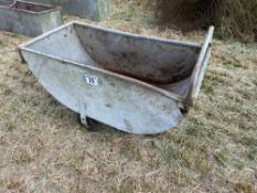 3 wheel feed barrow