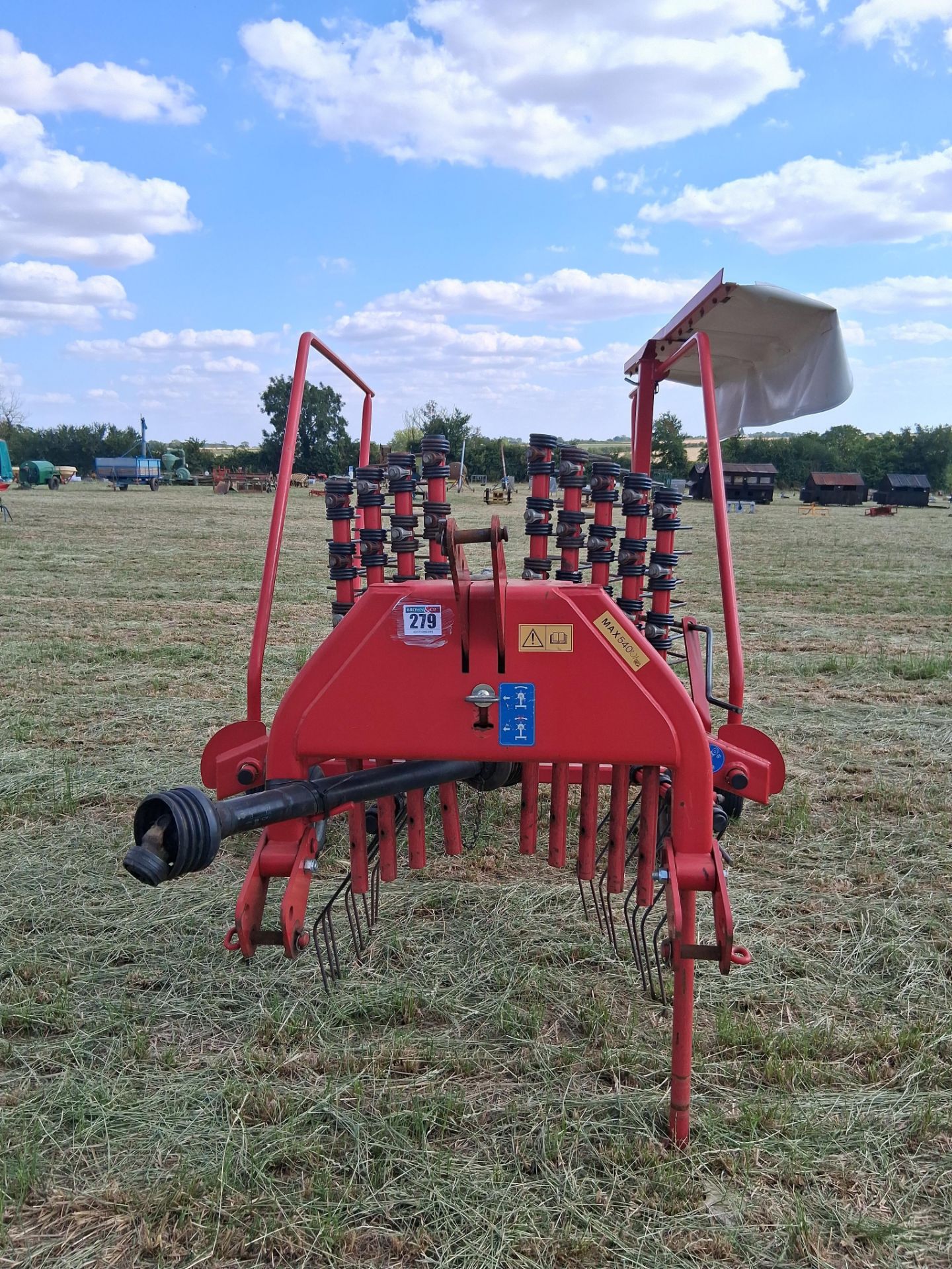 2008 Lely Hibiscus 455 single rotor rake