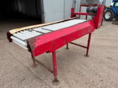 Tong roller table 63cm wide x 2.4m, 3 phase. Serial No: 833098