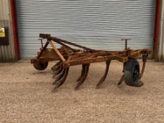 Heavy duty 10ft cultivator with 9 legs and 1 subsoiler leg with depth wheels, linkage mounted