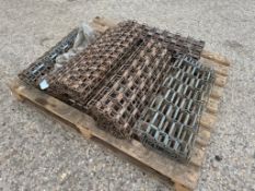 Quantity Tong grading screens, 2No 40mm x 2ft, 1No 80mm x 2ft and quantity spare joiners