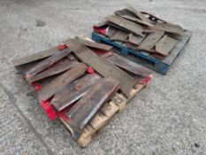 Quantity D W Tomlin Pelican planter coulters