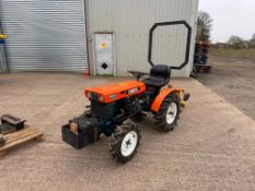 1977 Kubota B6000 4wd garden tractor with roll bar on Southsun 5.00-12 front and 7.0-14 rear wheels