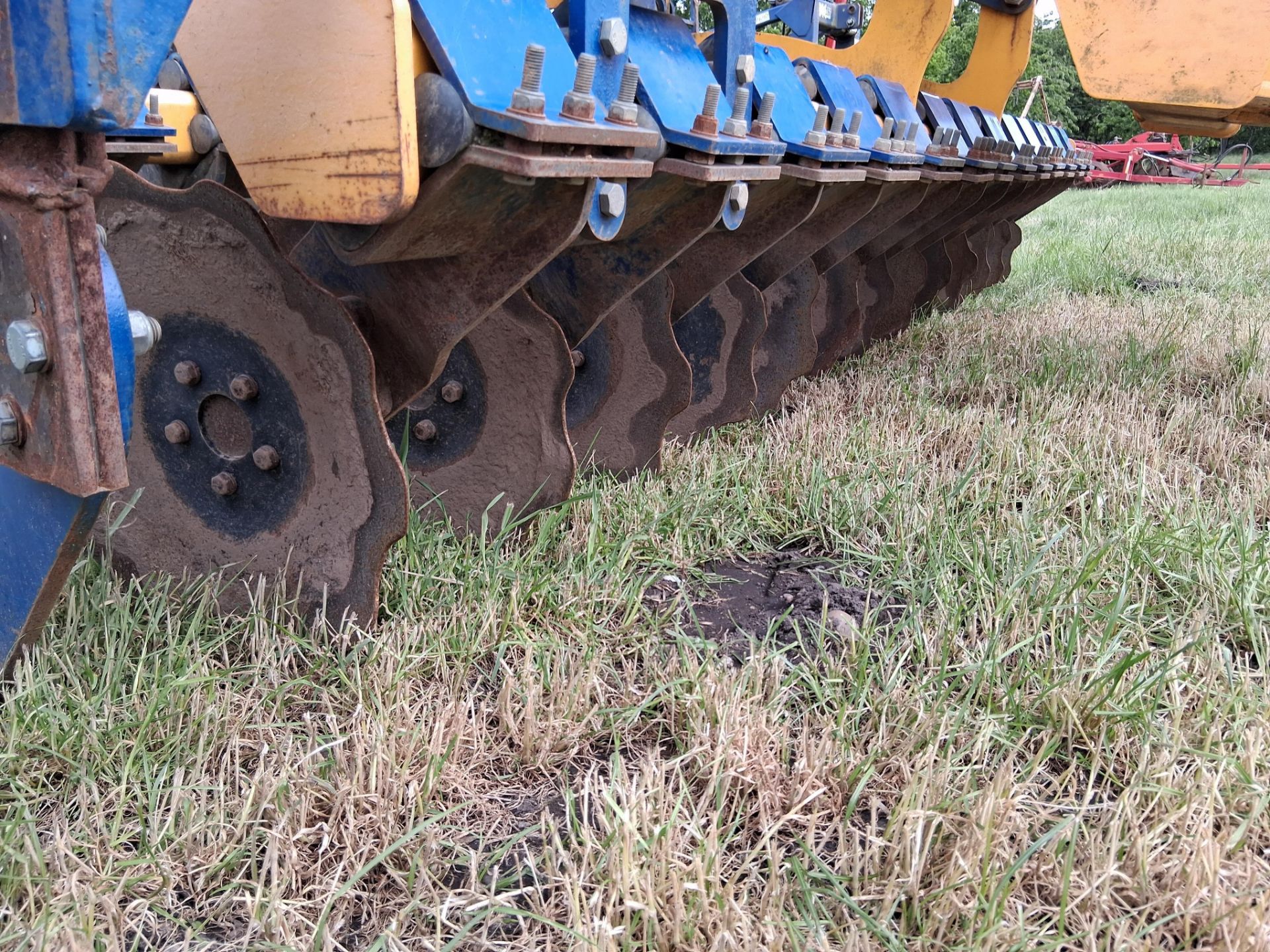 TWB Terminator 3m trailed cultivator - Image 8 of 20