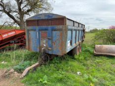 1988 Ken Wootton 10t grain trailer with side extensions, hydraulic tailgate and grain chute, twin ax