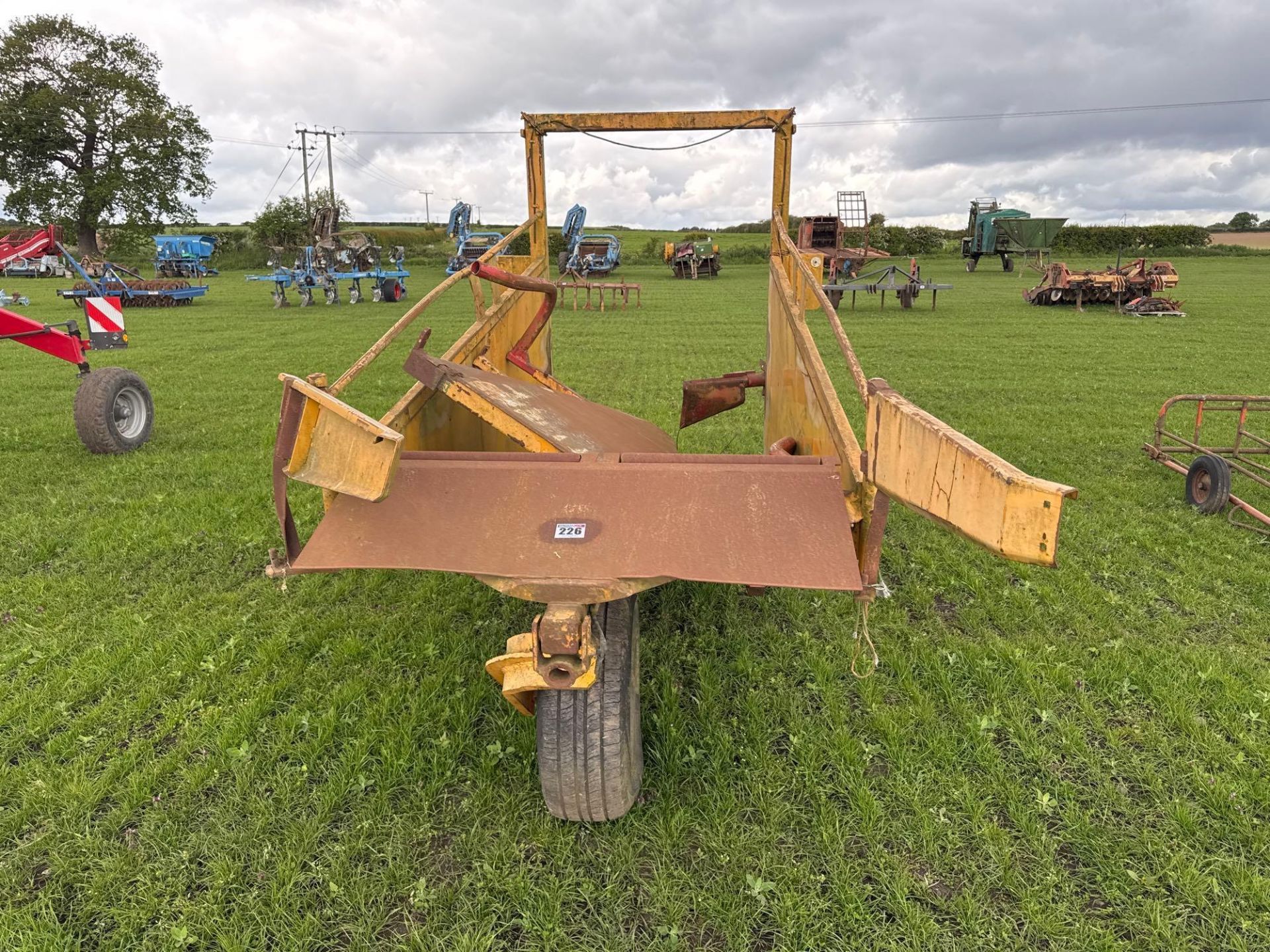 Meijer bale sledge - Image 11 of 11