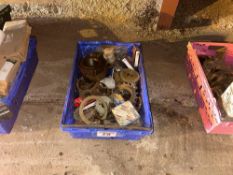 Quantity misc bearings, drive sprockets etc