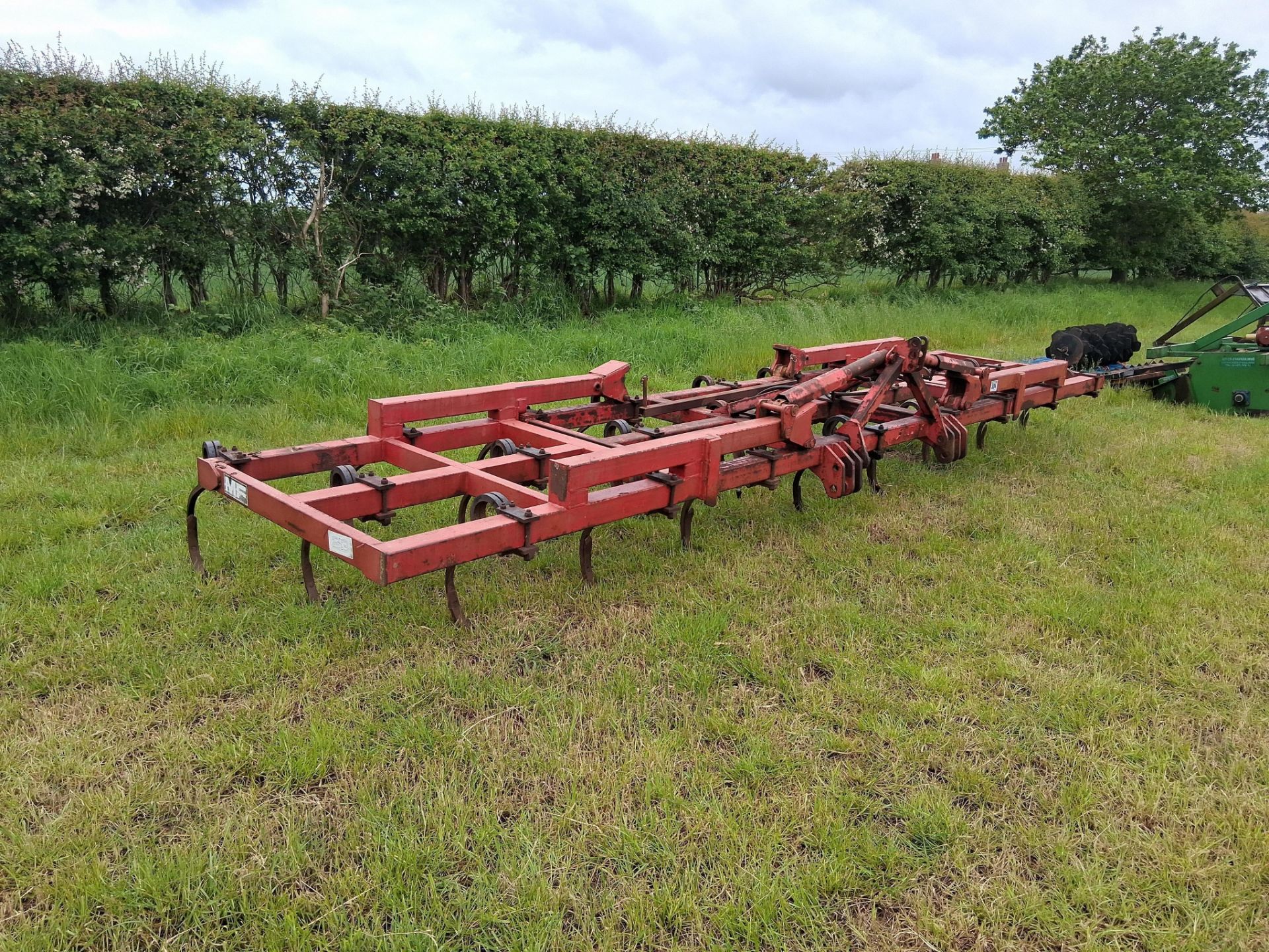 Massey Ferguson 23 springtine cultivator, hydraulic folding - Image 4 of 10
