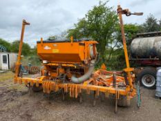 2000 Simba Miniflow 4m drill with rear following harrow and bout markers