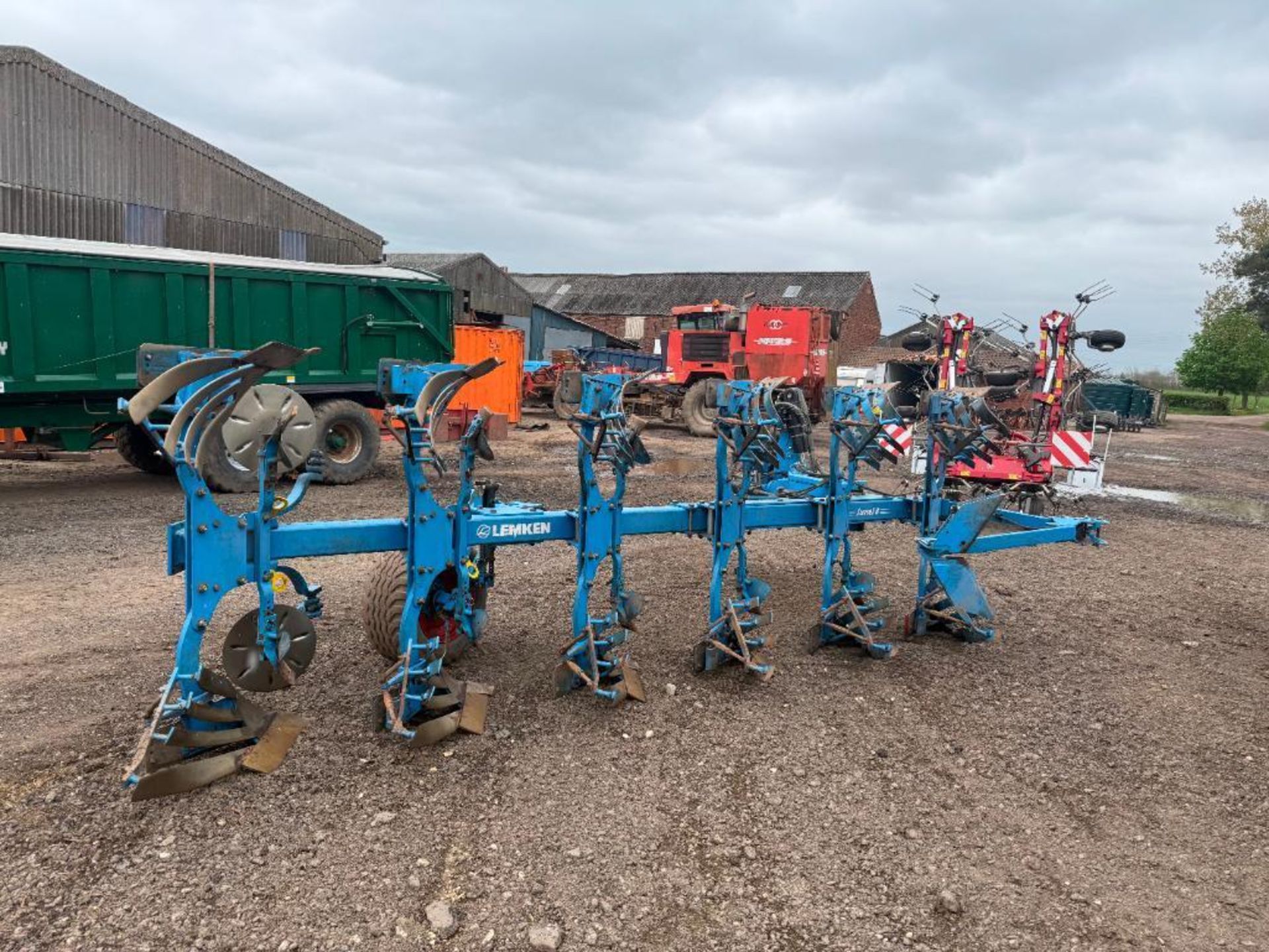 2020 Lemken Juwel 8 6 furrow reversible plough, on-land, slatted mouldboards with skimmers, and pres - Image 8 of 42