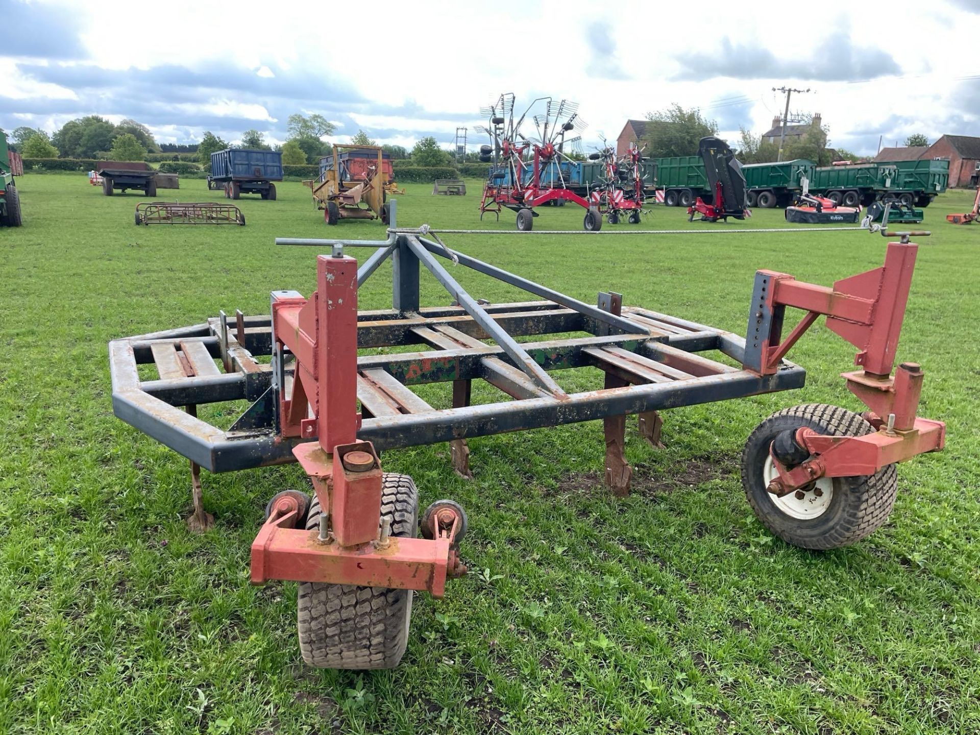 3m straw ripper, front linkage mounted with rear wheels - Image 8 of 12