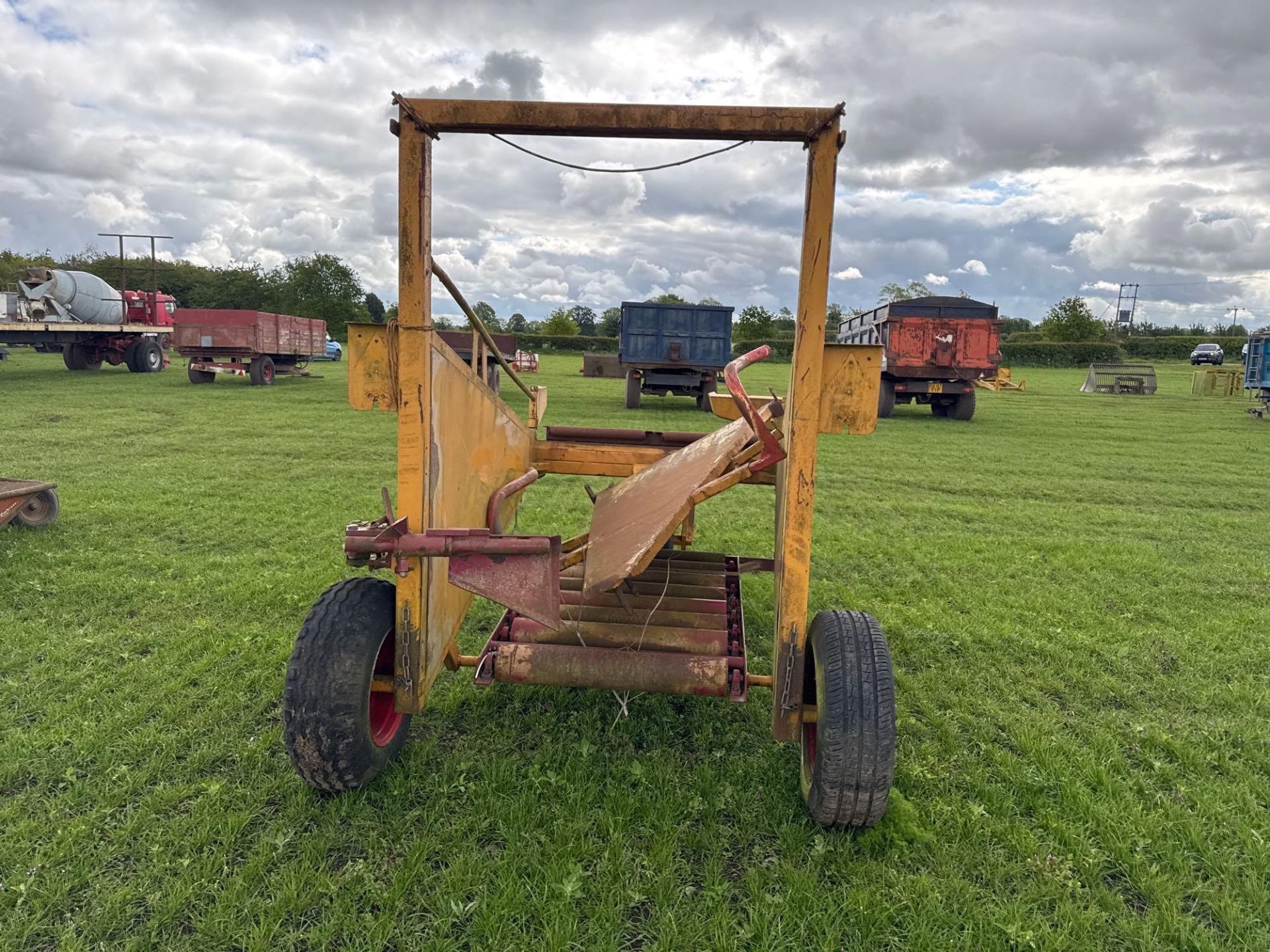 Meijer bale sledge - Image 6 of 11