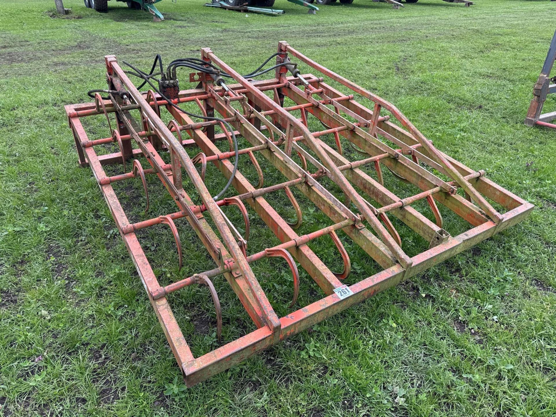 Browns twin bale grab with pin and cone attachments