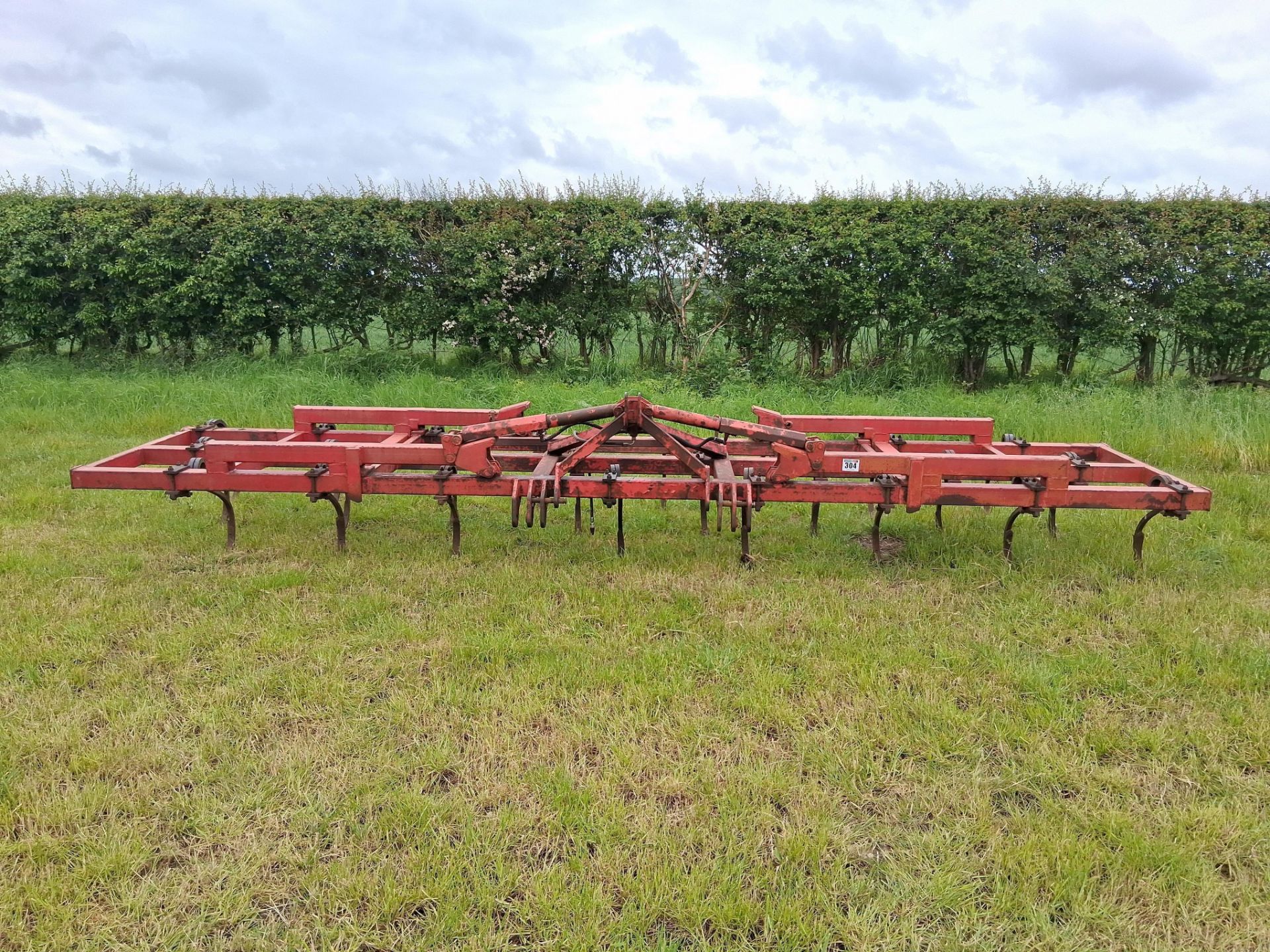 Massey Ferguson 23 springtine cultivator, hydraulic folding - Image 2 of 10