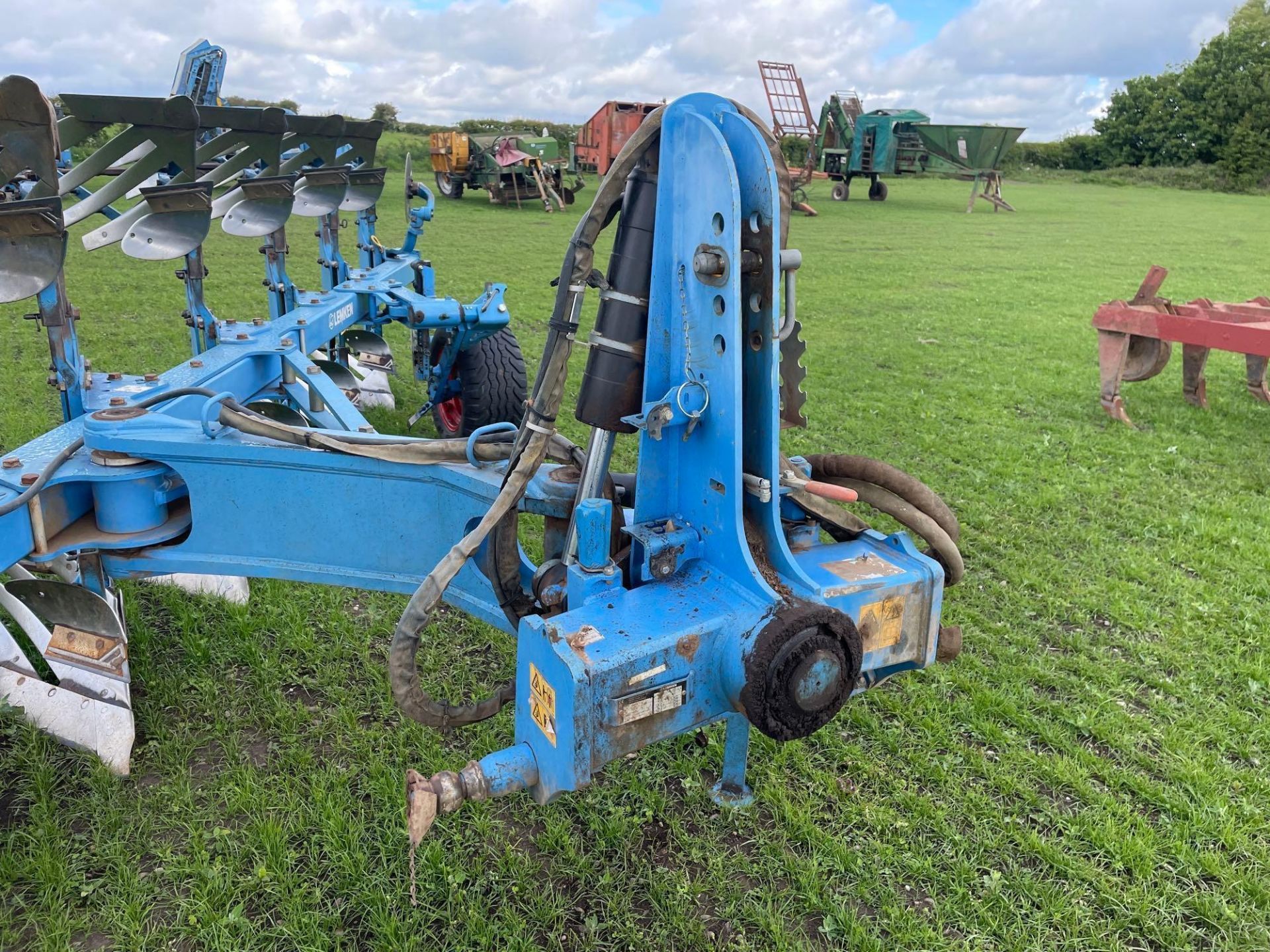 2020 Lemken Juwel 8 6 furrow reversible plough, on-land, slatted mouldboards with skimmers, and pres - Image 36 of 42