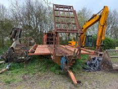 1996 Richard Larrington straw laying trailer, hydraulic walking floor, twin axle on BKT 320/85R28 wh