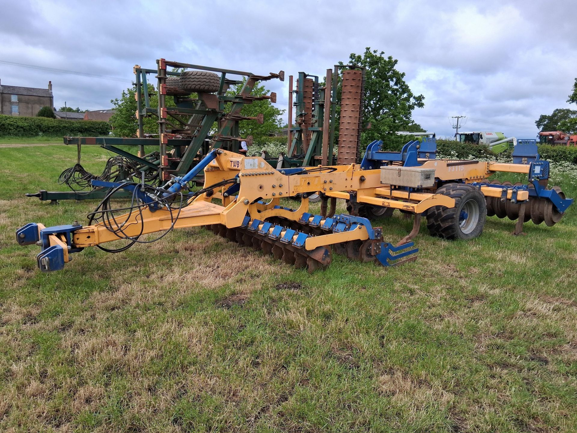 TWB Terminator 3m trailed cultivator - Image 4 of 20