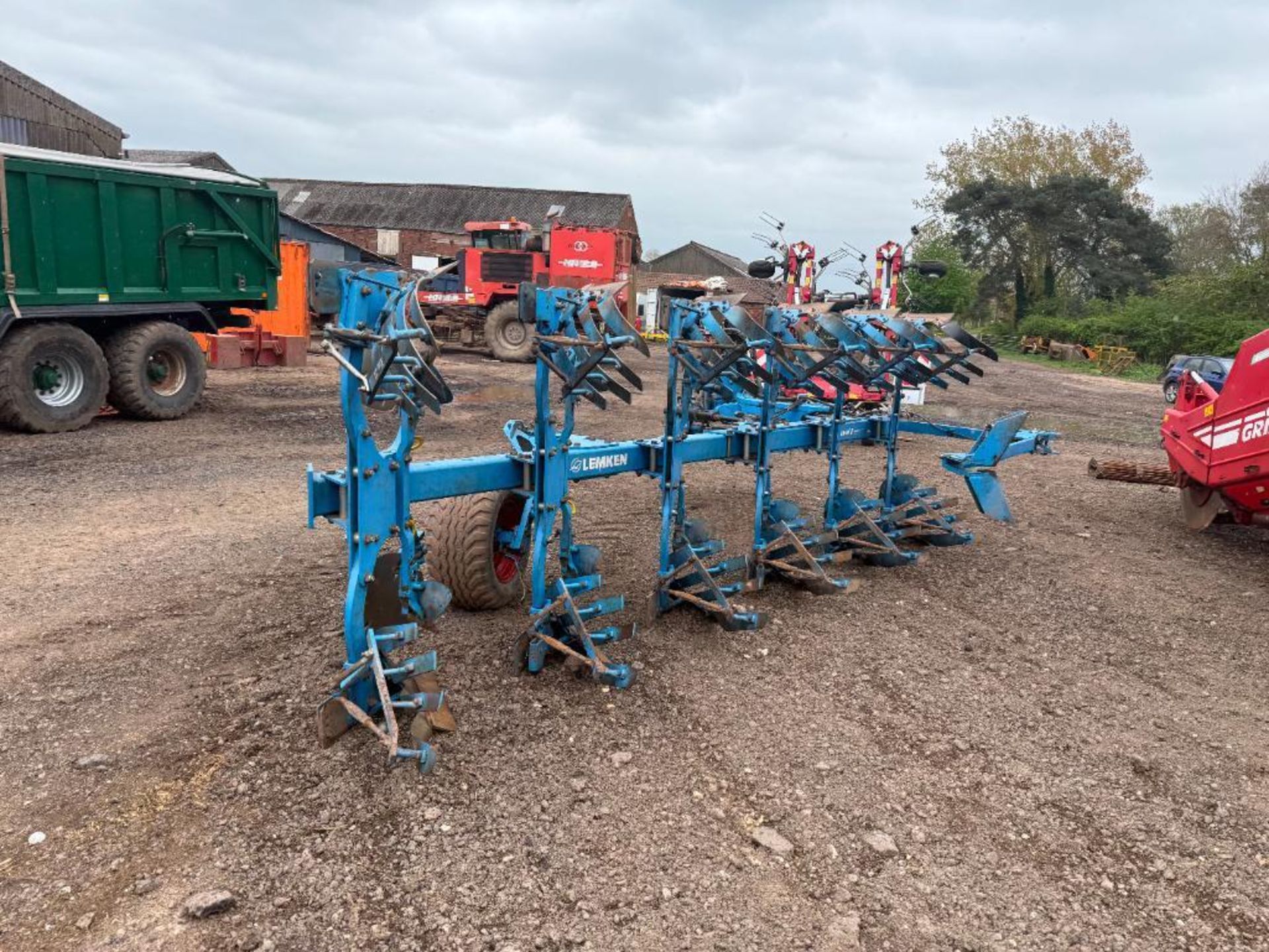 2020 Lemken Juwel 8 6 furrow reversible plough, on-land, slatted mouldboards with skimmers, and pres - Image 10 of 42