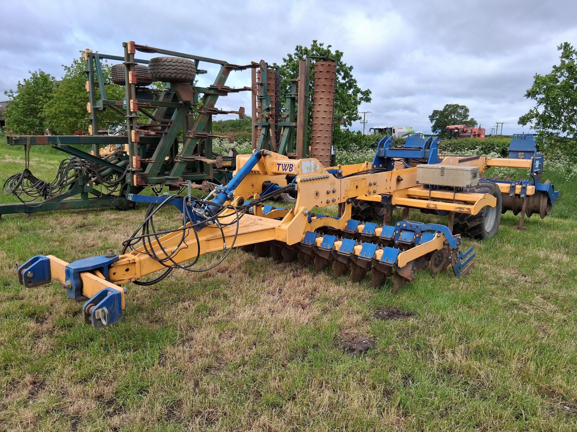 TWB Terminator 3m trailed cultivator - Image 3 of 20