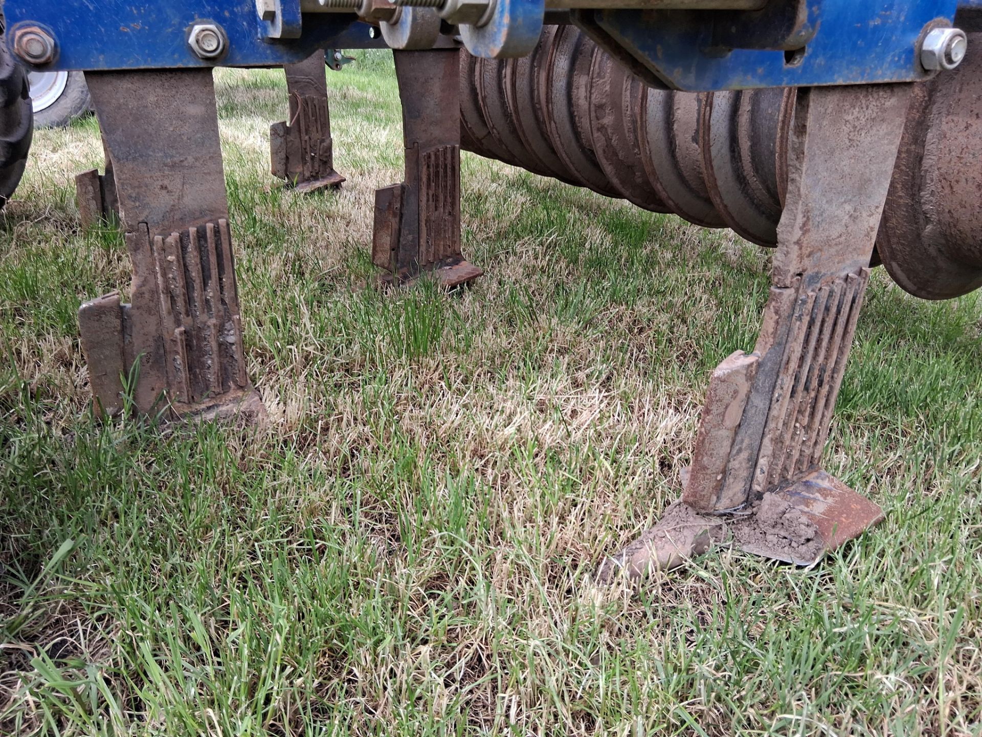 TWB Terminator 3m trailed cultivator - Image 18 of 20