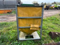 Tine mounted seed hopper