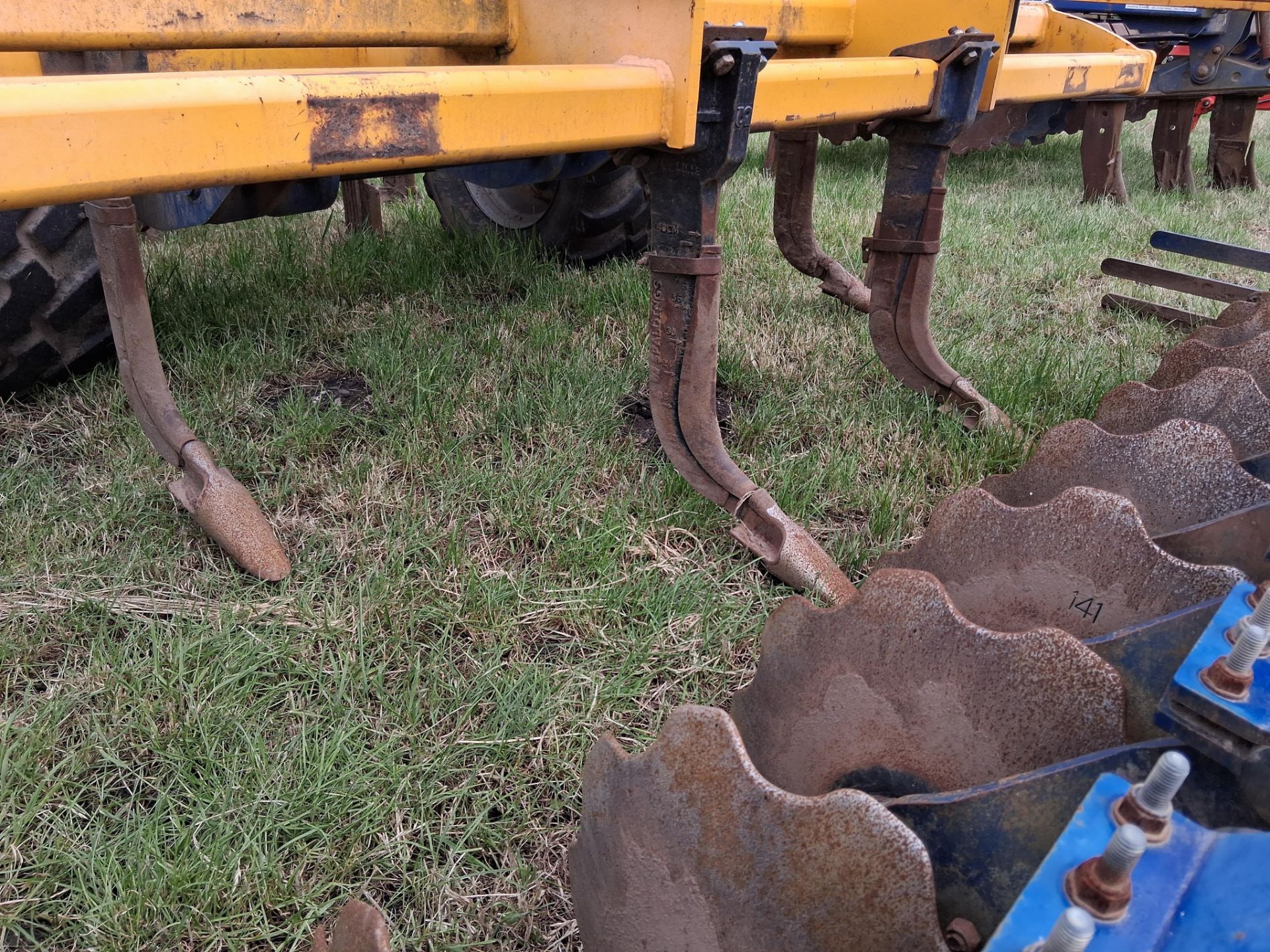 TWB Terminator 3m trailed cultivator - Image 9 of 20