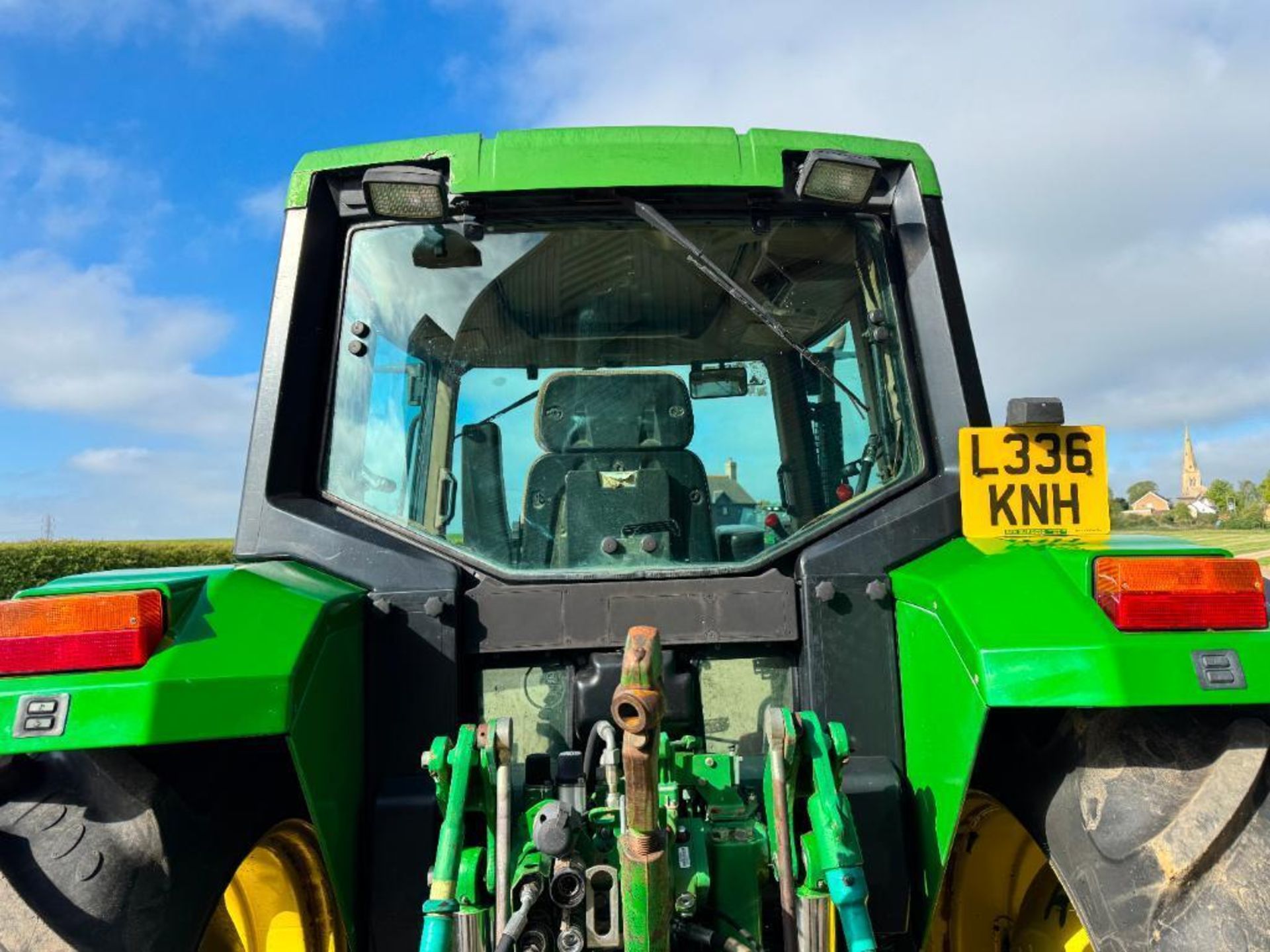 1993 John Deere 6400 40kph PowerQuad 4wd tractor with 2 manual spools, 16No 50kg front wafer weights - Image 16 of 24