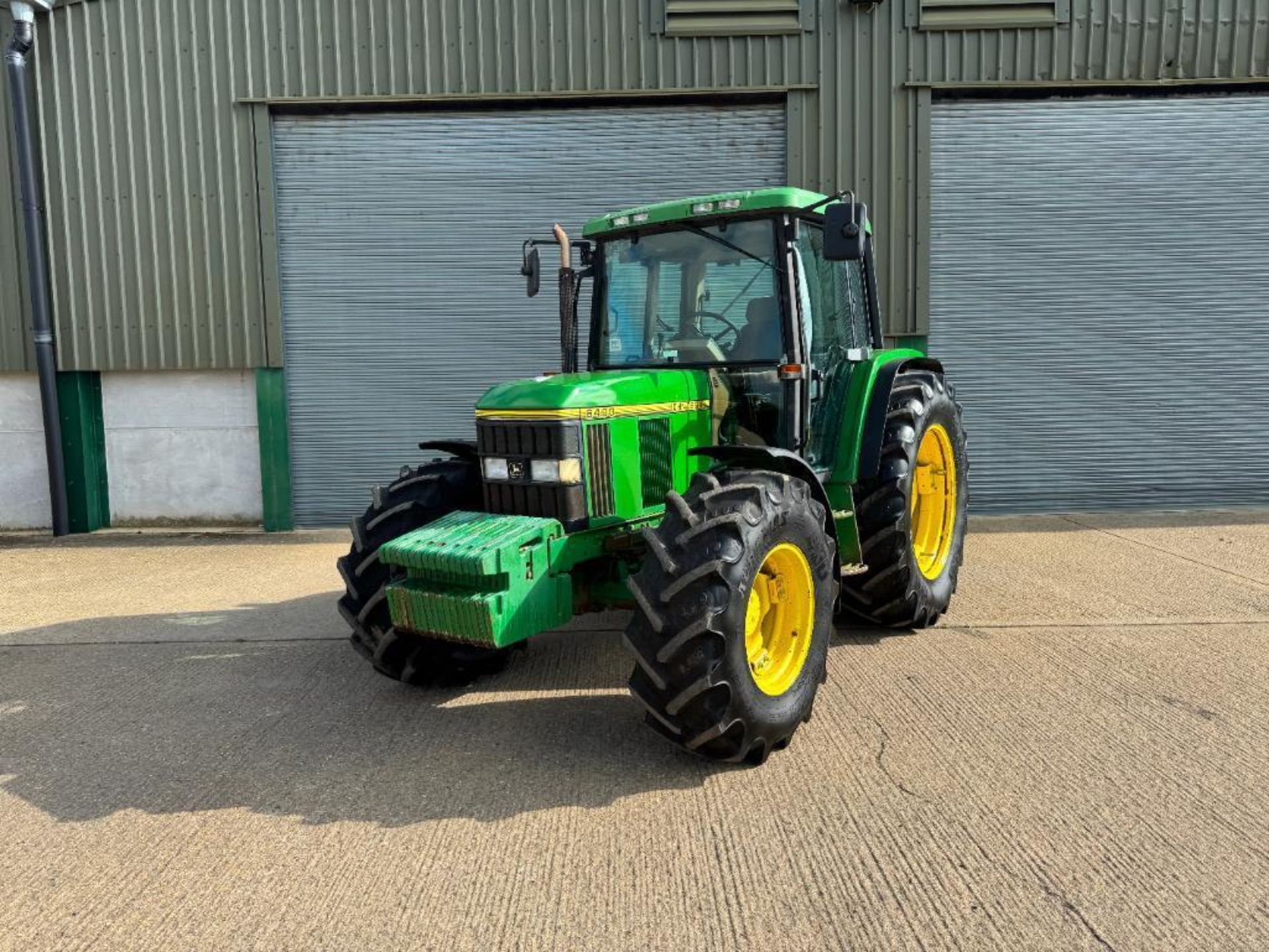 1993 John Deere 6400 40kph PowerQuad 4wd tractor with 2 manual spools, 16No 50kg front wafer weights - Image 3 of 24