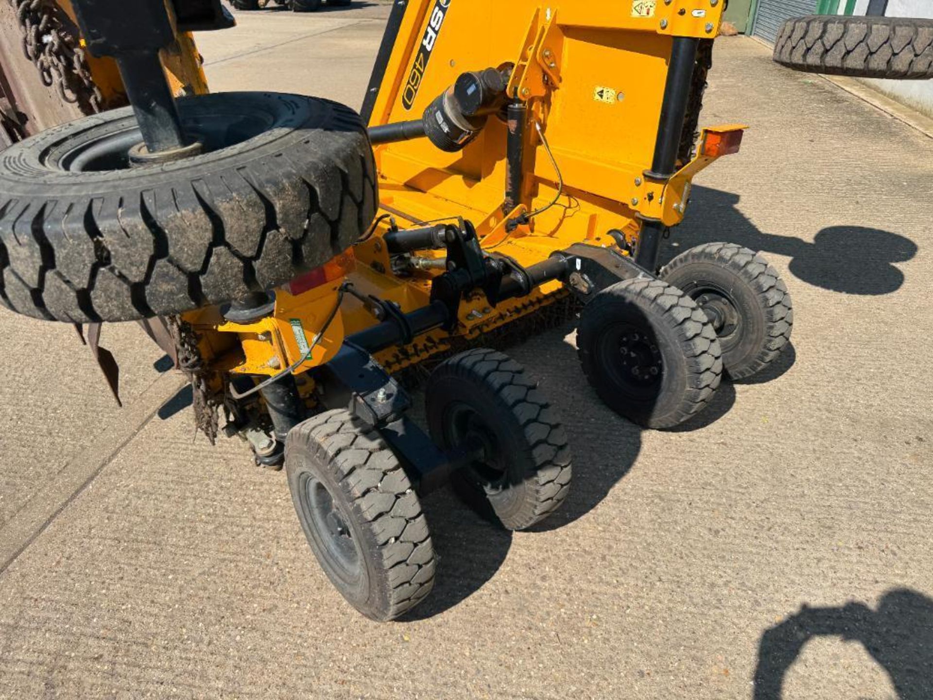 2019 McConnel SR460 4.6m batwing pasture topper, hydraulic folding . Serial No: M1957141 NB: Manual - Image 11 of 18