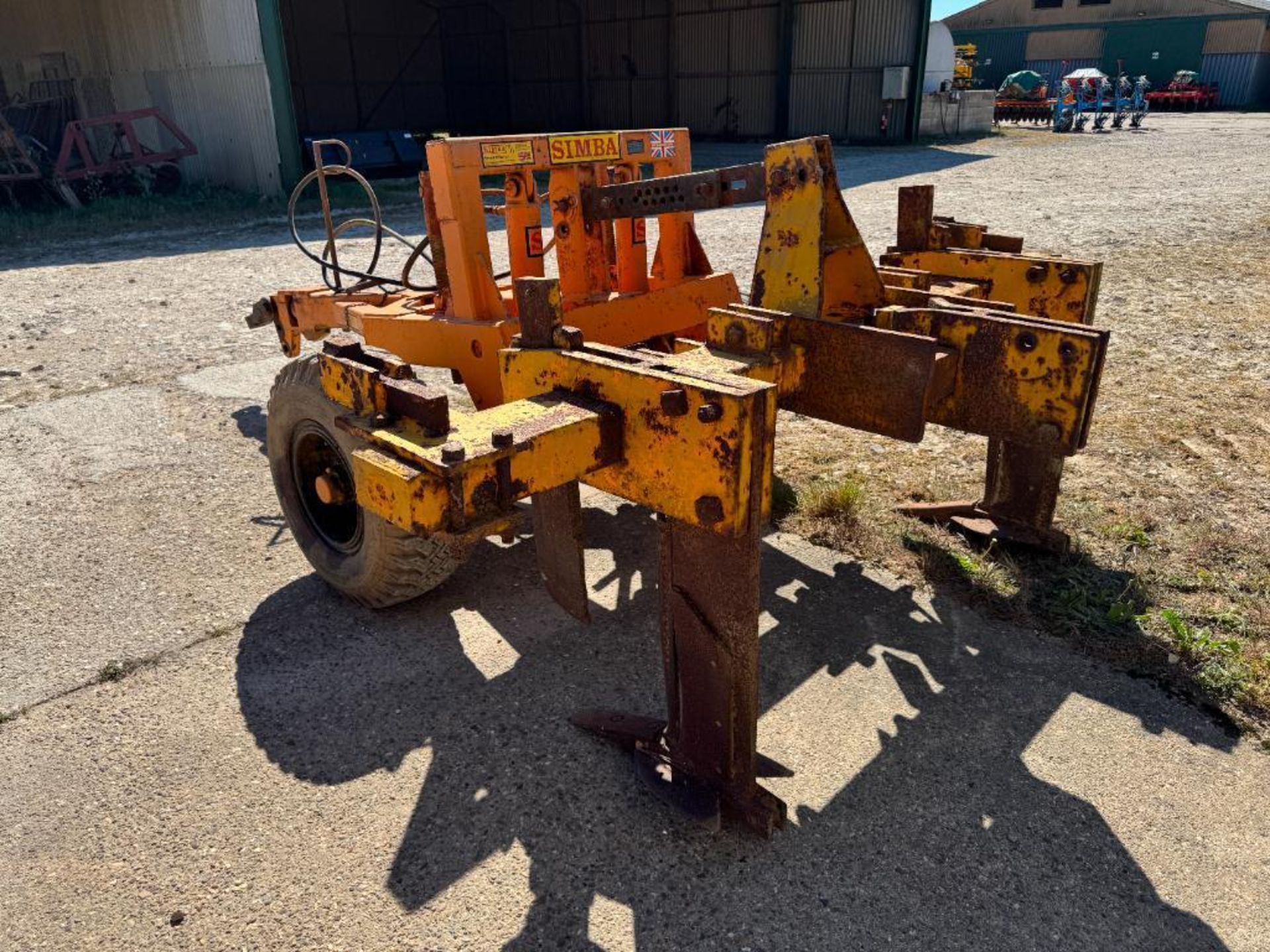 Simba trailed toolbar with twin leg subsoiler, hydraulic operated. - Image 7 of 7