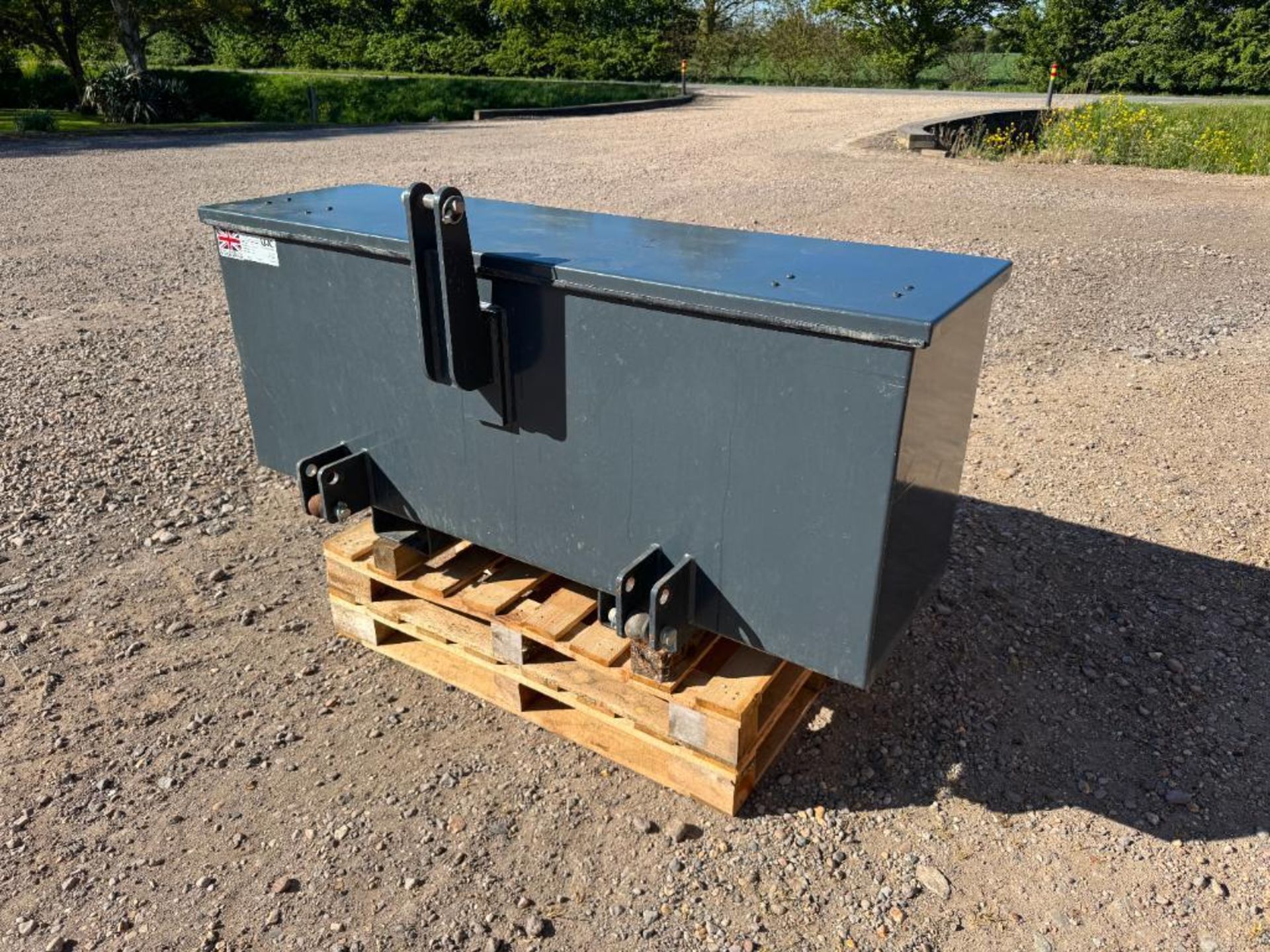 2024 LWC 1t Weight block and tool carrier. Serial No: 11603-1 - Image 3 of 6
