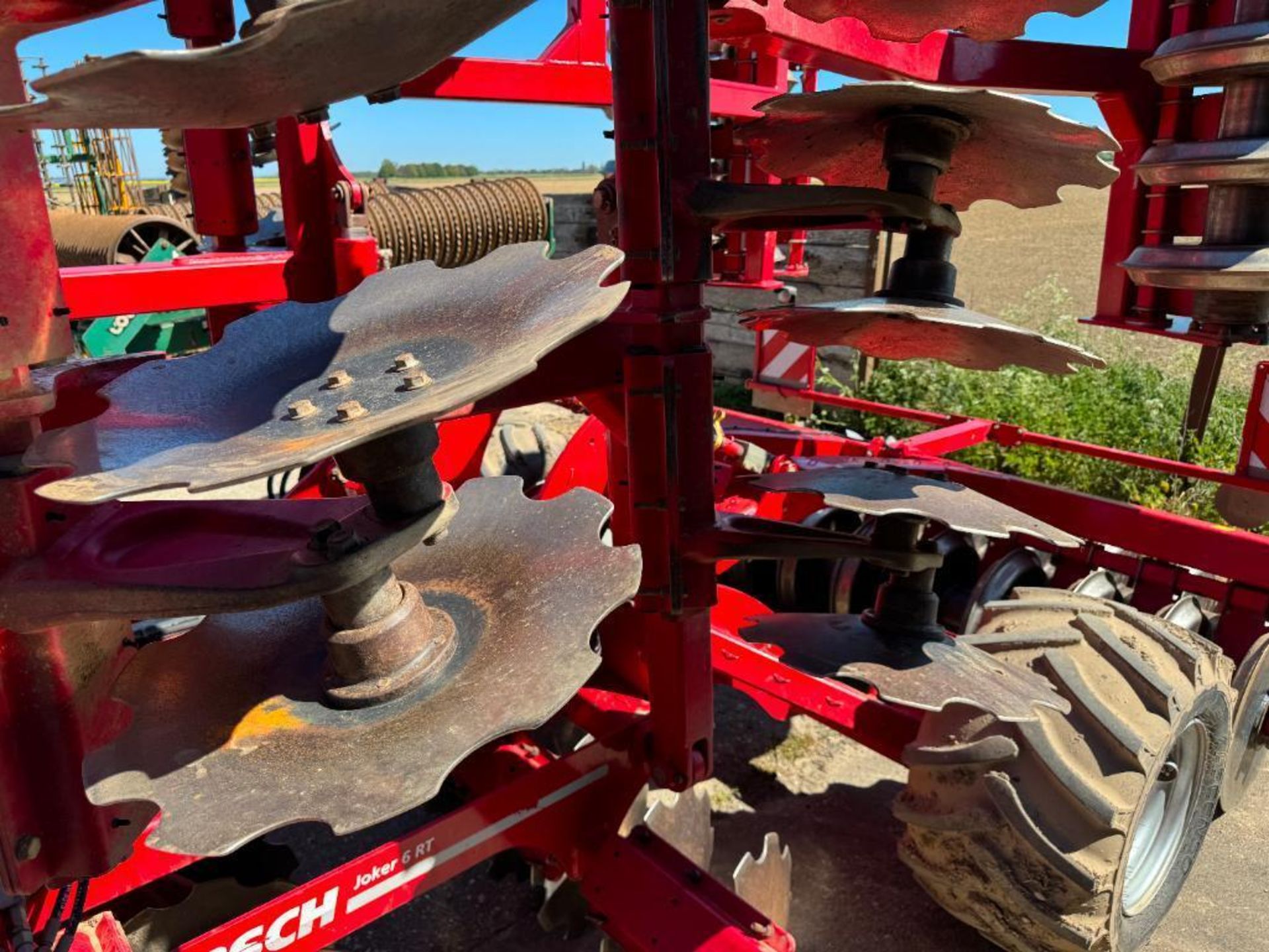 2015 Horsch Joker 6RT 6m hydraulic folding discs, twin row of discs to twin packer with front levell - Image 10 of 13