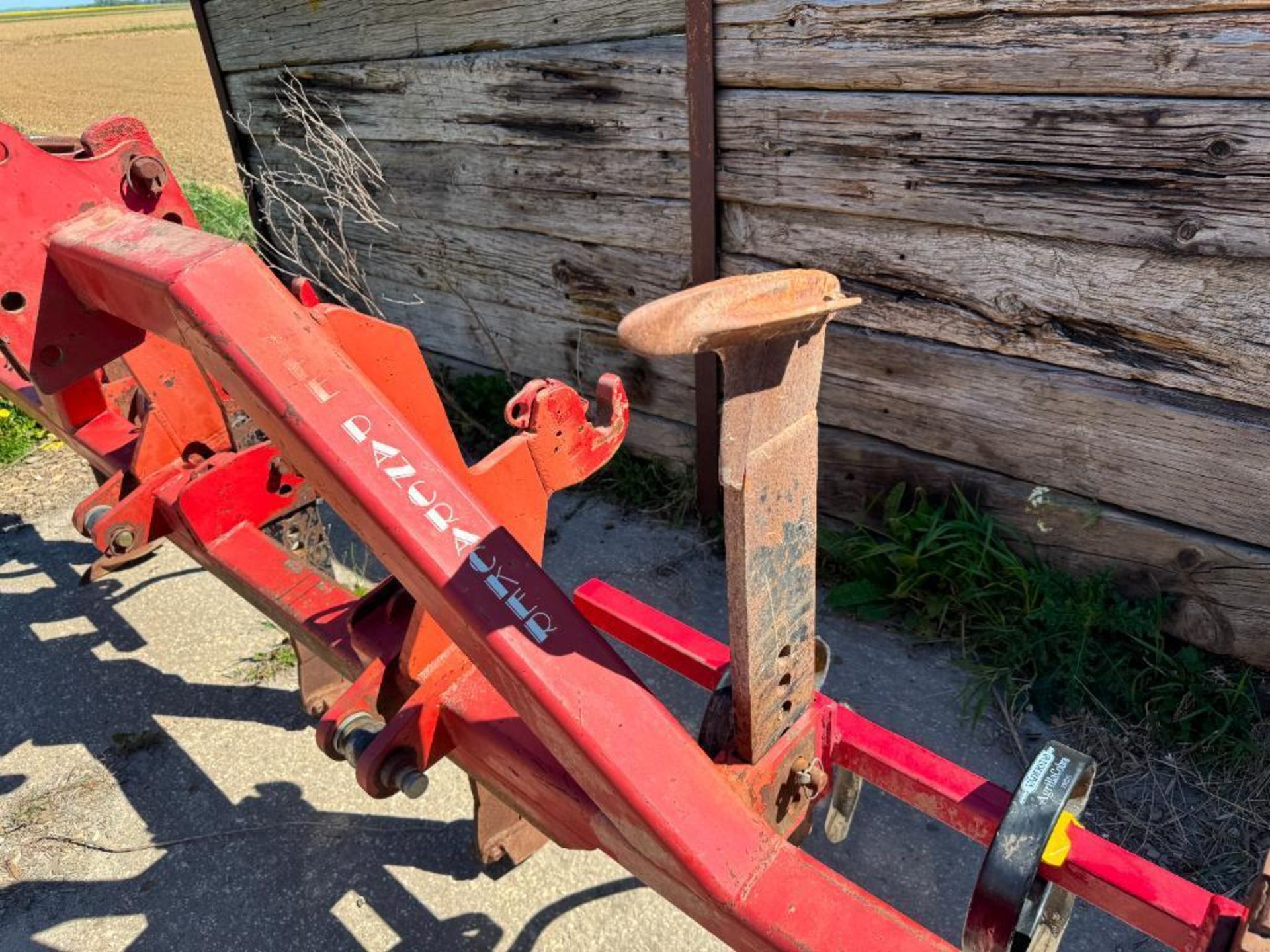 The Pancracker 6 leg fixed tine cultivator, linkage mounted, wheel track eradicators and rear linkag - Image 5 of 7