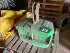 John Deere 900kg front weight block
