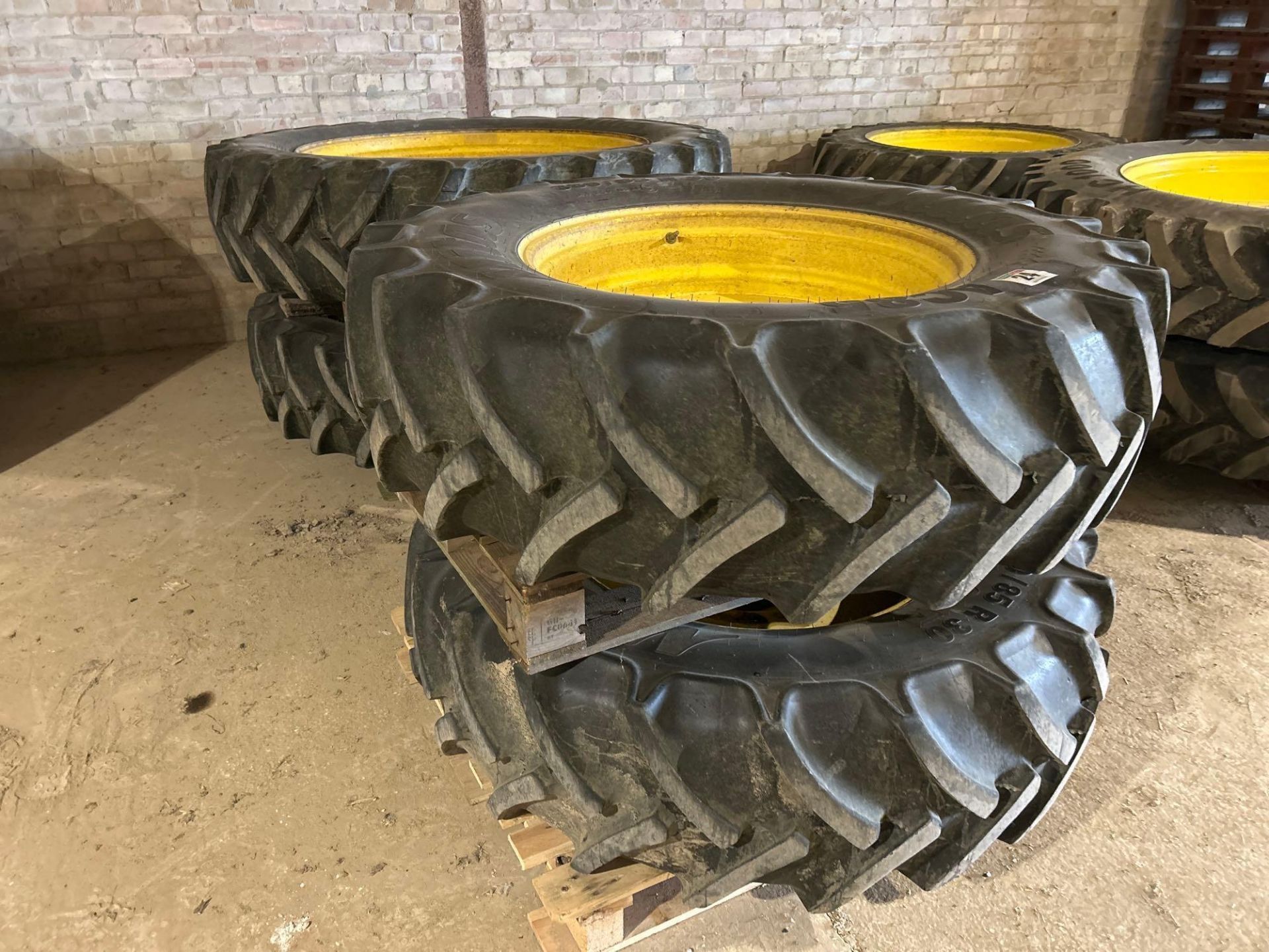 Set Mitas 380/85R30 and 380/90R46 row crop wheels and tyres with John Deere centres
