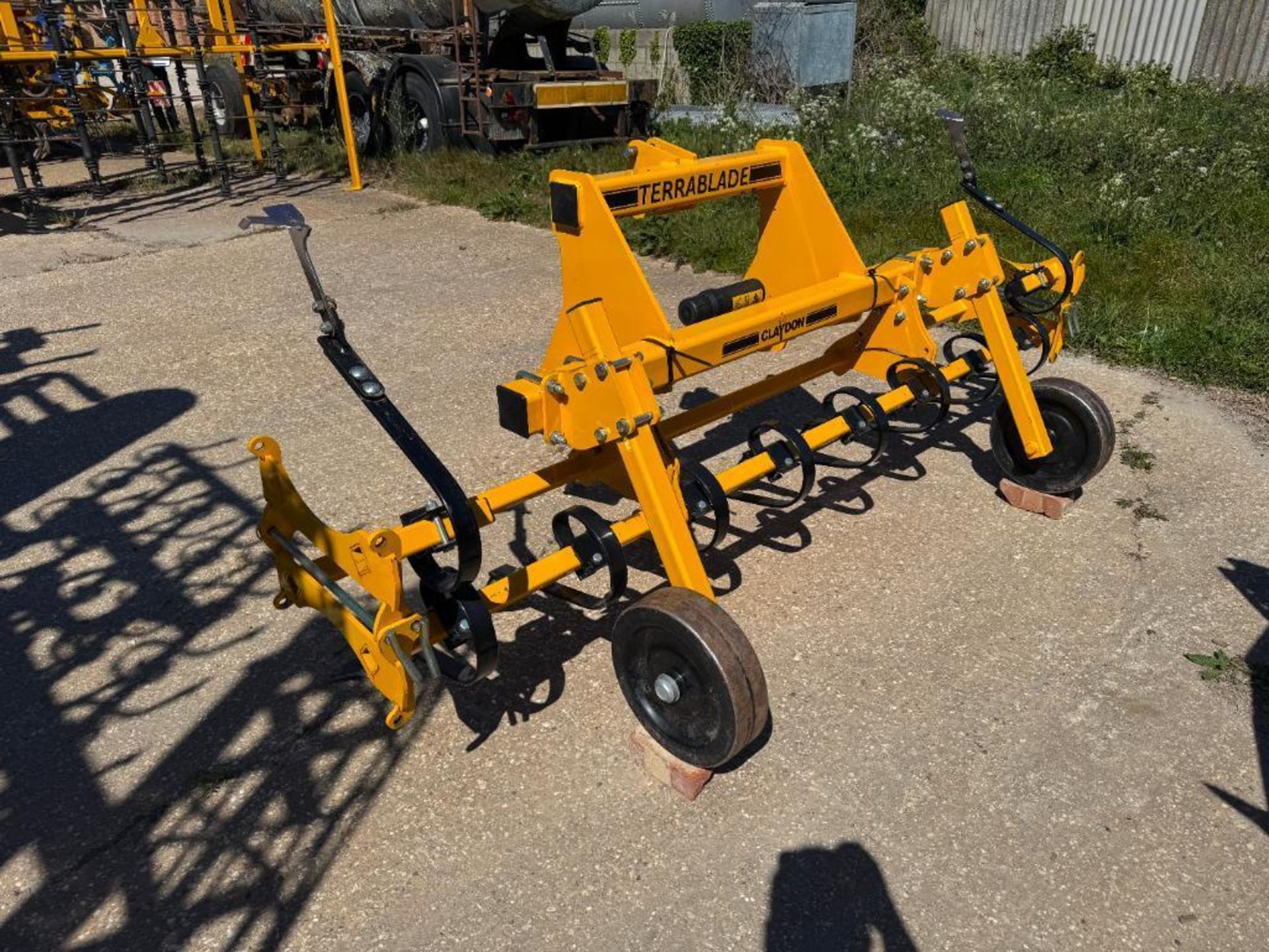 2022 Claydon TerraBlade 3m front mounted interrow hoe with depth wheels. Serial No: TB0080 - Image 4 of 7