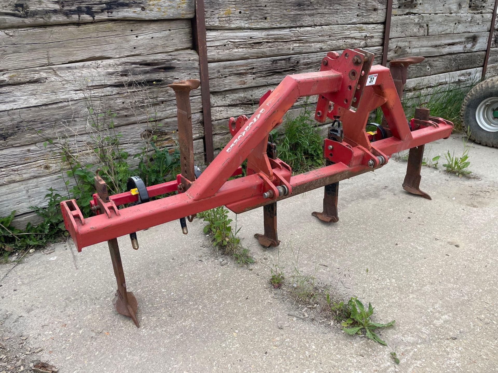 The Pancracker 6 leg fixed tine cultivator, linkage mounted, wheel track eradicators and rear linkag - Image 6 of 7