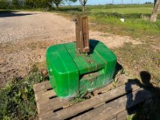 John Deere 900kg front weight block