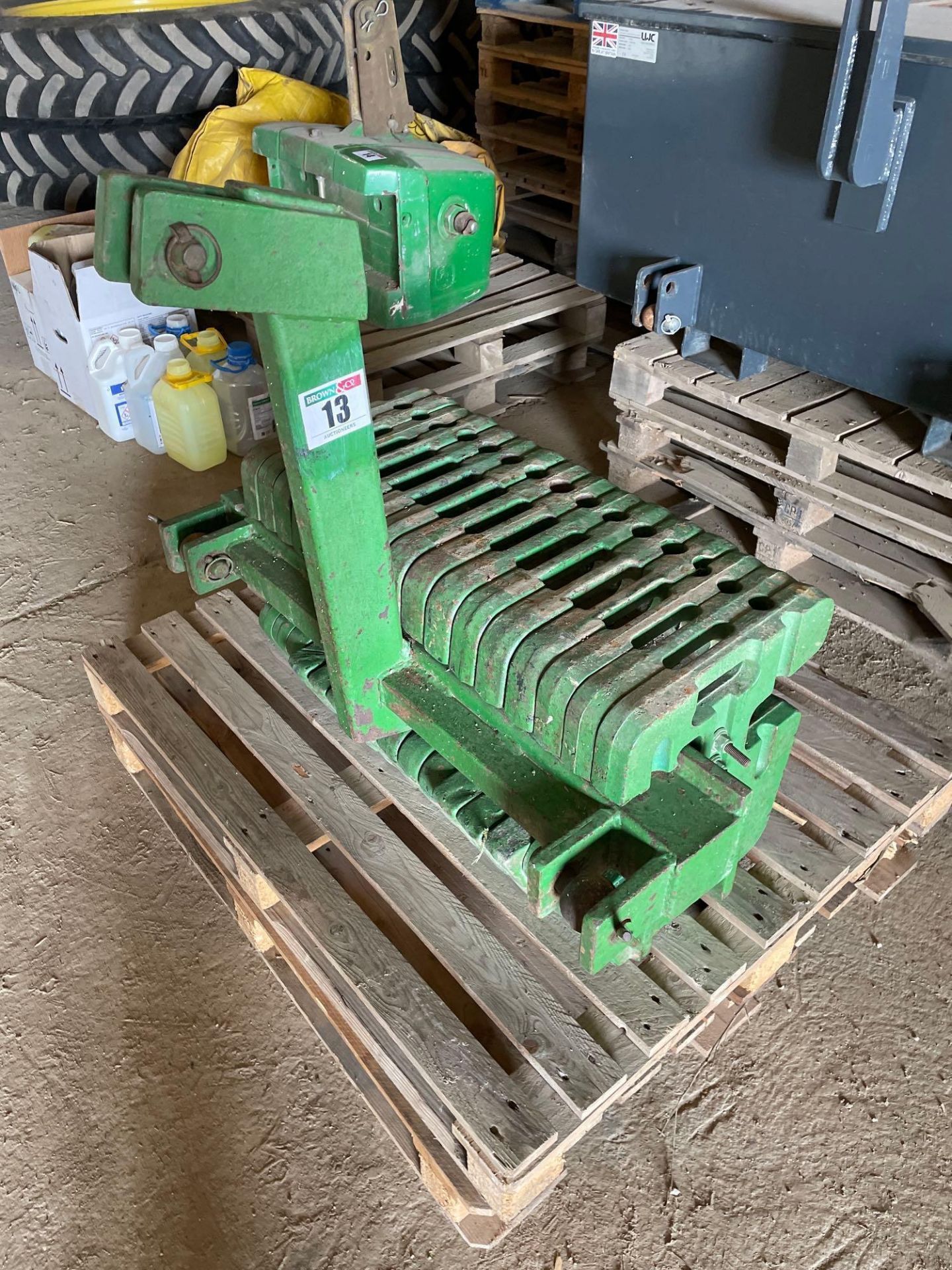 Front weight block with 16No John Deere wafer weights
