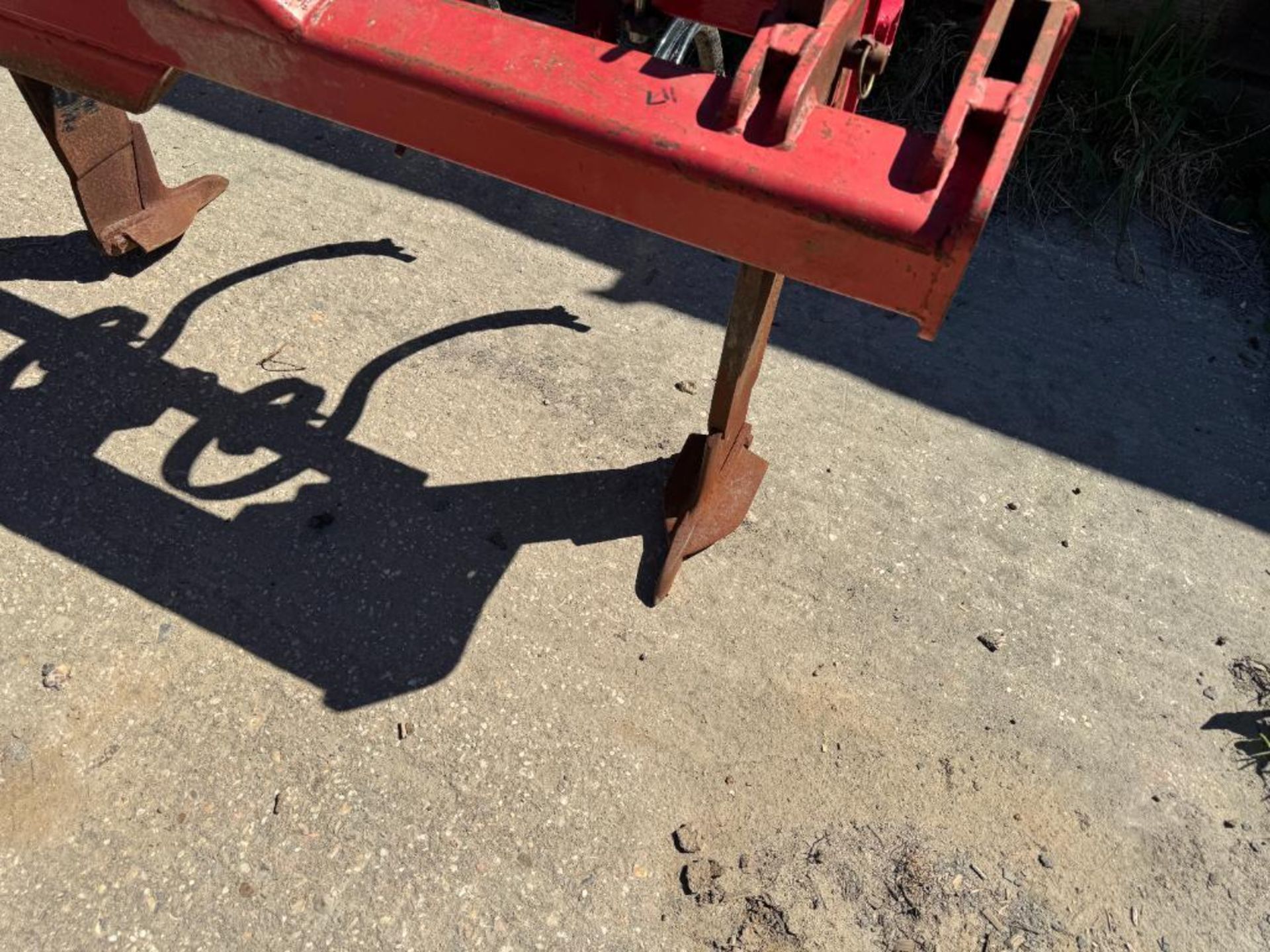 The Pancracker 6 leg fixed tine cultivator, linkage mounted, wheel track eradicators and rear linkag - Image 4 of 7