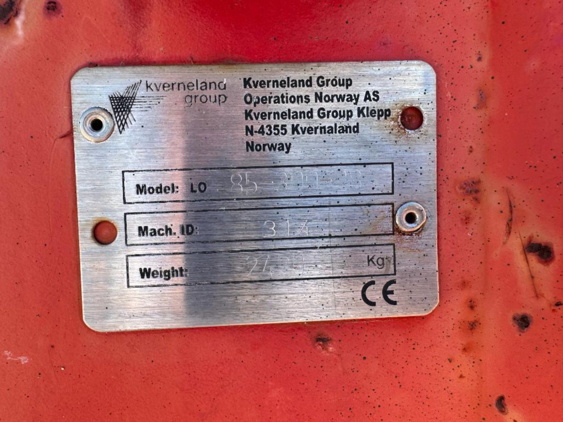 Kverneland LO85/300/28 7 furrow on-land reversible plough with skimmers and subsoiler points. Serial - Image 11 of 12