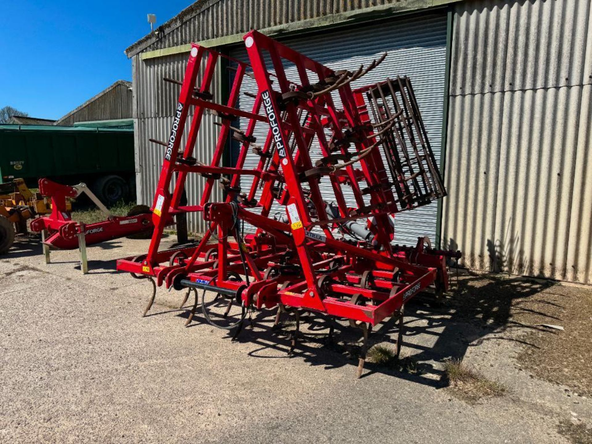 2019 Proforge Maxtilla 6m hydraulic folding spring tine cultivator with rear crumbler and following - Image 2 of 13