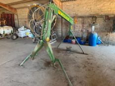 2012 Horlick HRM 1.5t hydraulic operated crane, linkage mounted. Serial No: ML1200048