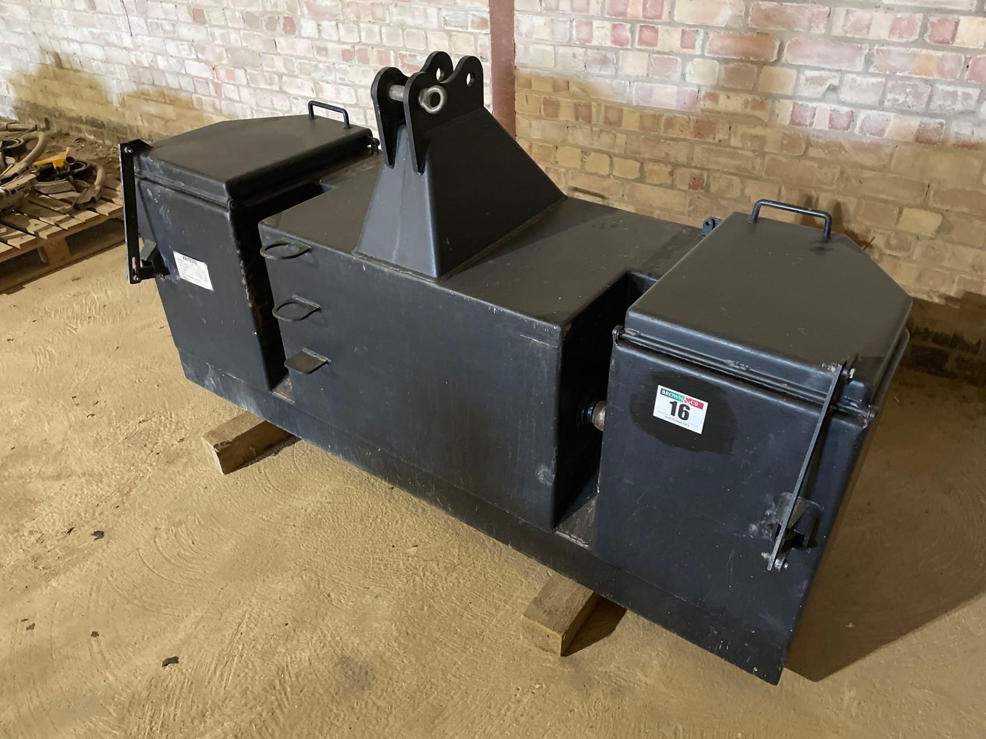 2017 Watkins 2t front weight block. Serial No: 1139